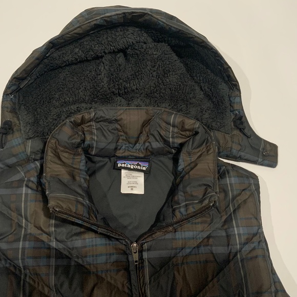 Patagonia Sz M Down With It Plaid Hooded Vest - Picture 3 of 8